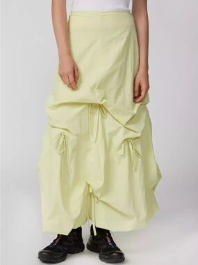 NwotUrban Outfitters Light Yellow fiona ruched Maxi Skirt